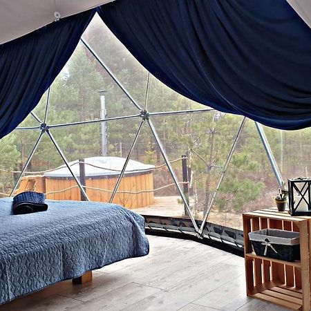 Podniebny Glamping Hotel Borsk Exterior photo