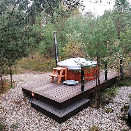 Podniebny Glamping Hotel Borsk Exterior photo