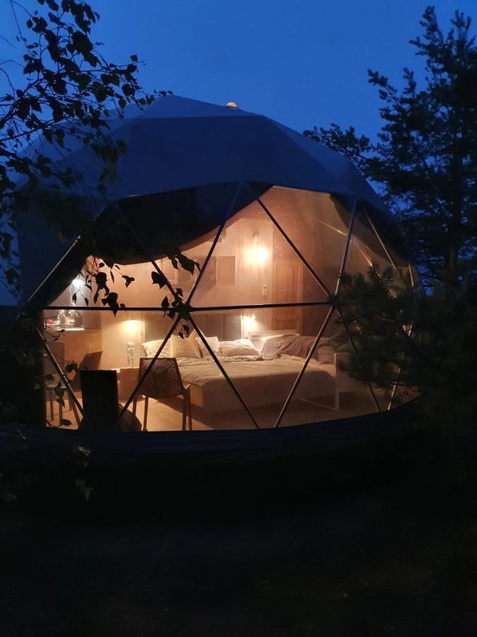 Podniebny Glamping Hotel Borsk Exterior photo