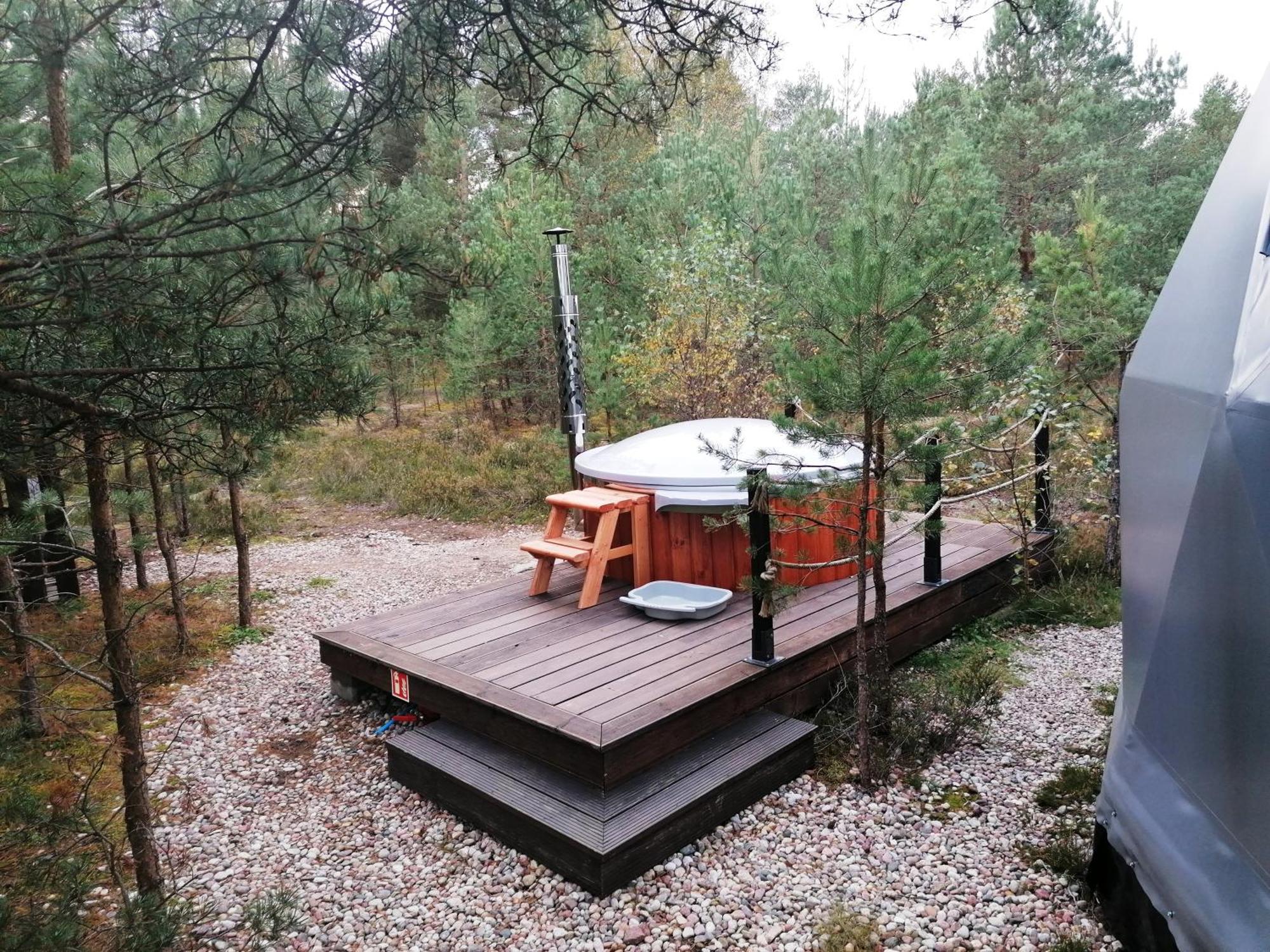 Podniebny Glamping Hotel Borsk Exterior photo